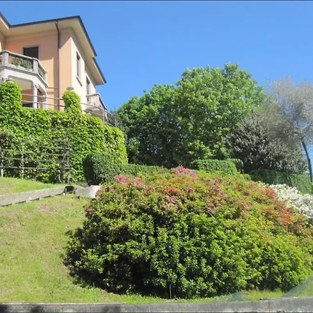 Caterina Вилла *